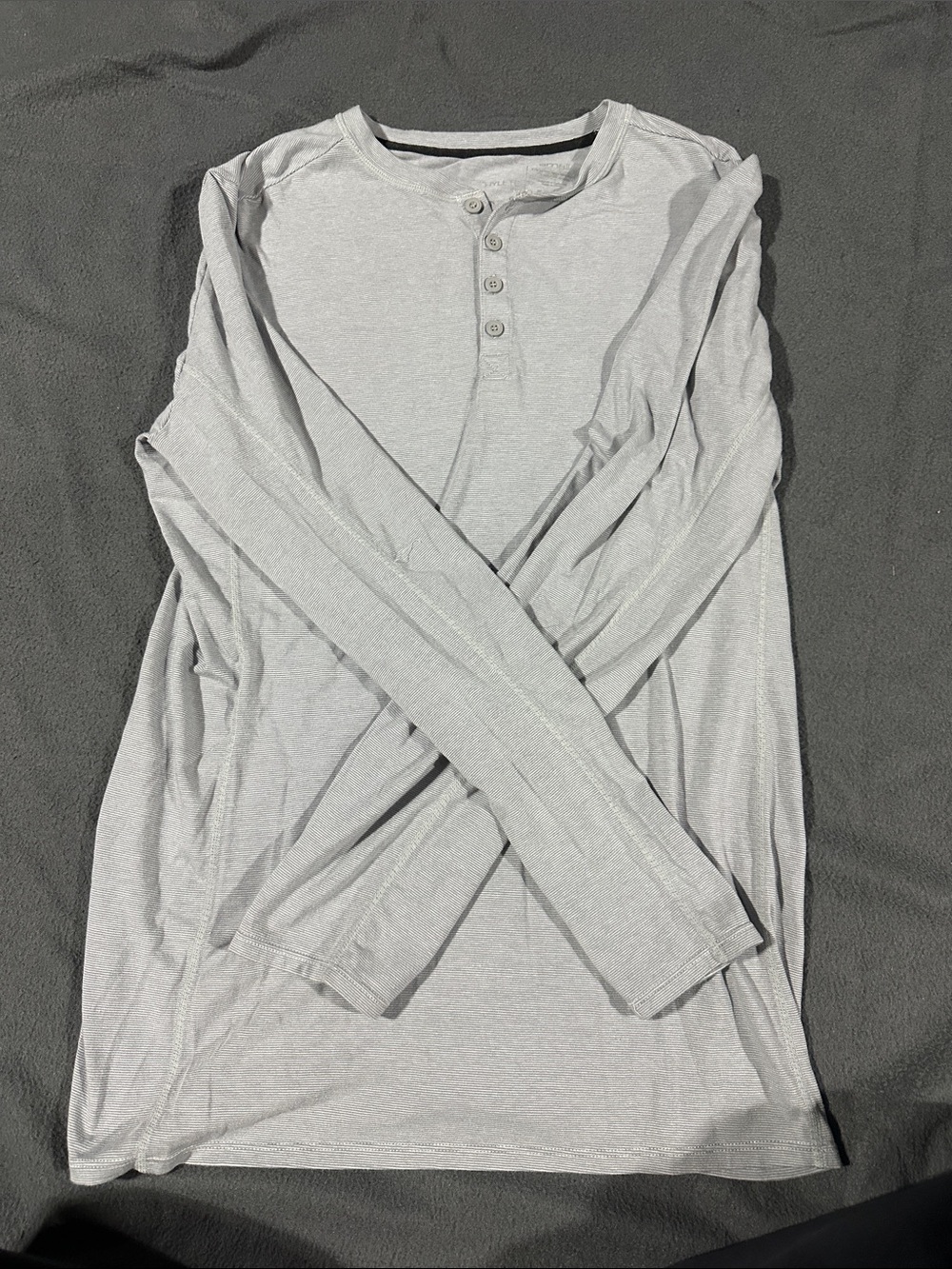 Hylete Light Gray Long-Sleeve Henley